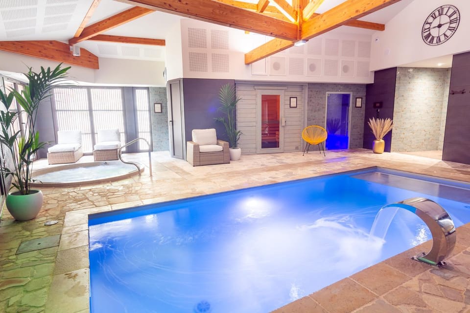 Shower, Sauna, Sauna, Steam room, Spa and wellness centre/facilities, Spa and wellness centre/facilities, Swimming pool