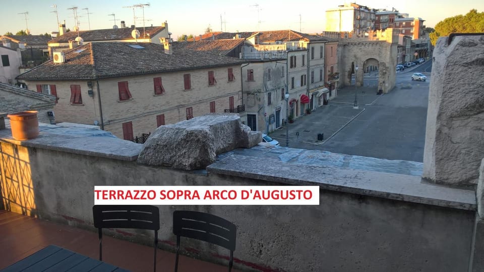 arco augusto Apartment in Fano