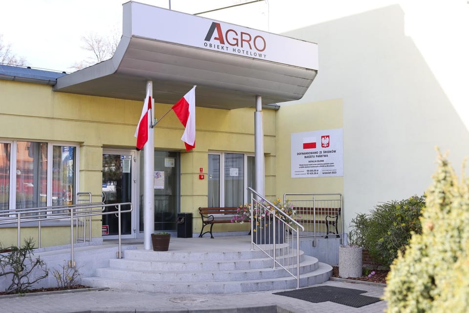 AGRO obiekt hotelowy Bed and Breakfast in Wroclaw