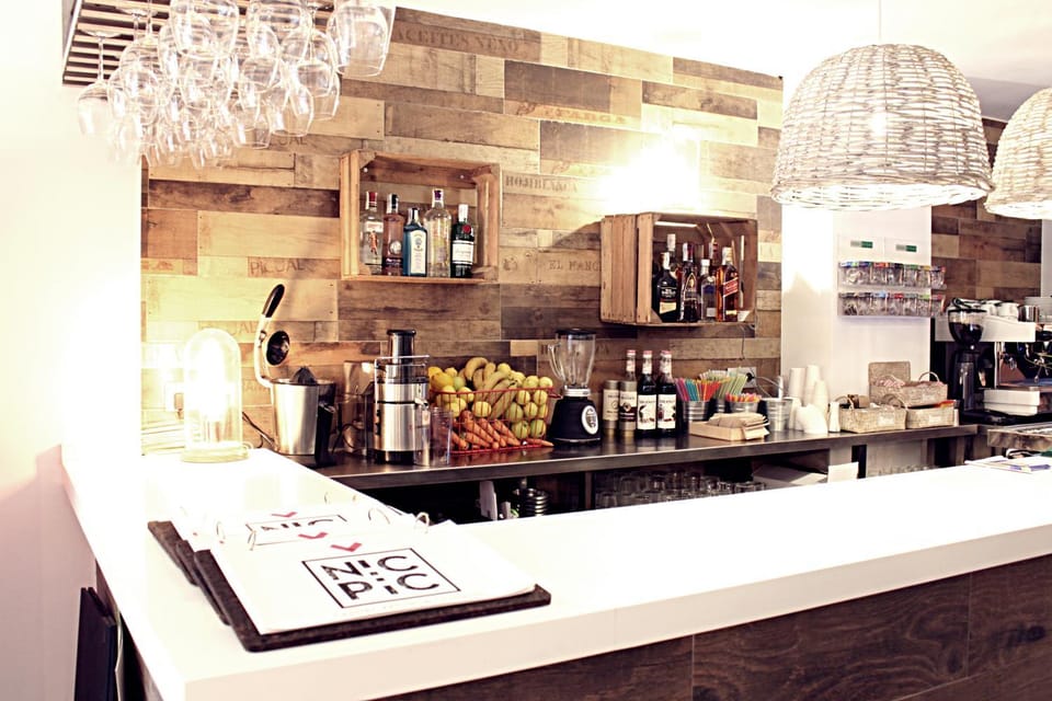 Lounge or bar