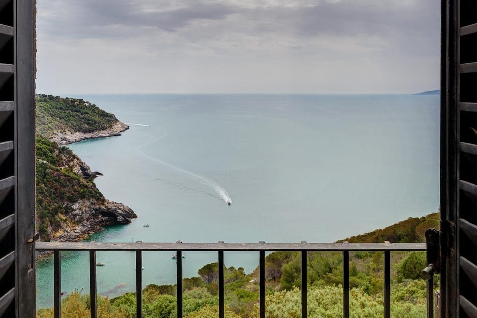 Bedroom, Sea view