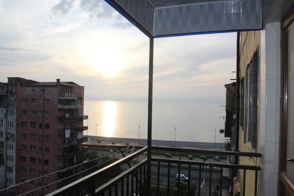 Balcony/Terrace, City view, Mountain view, Sea view