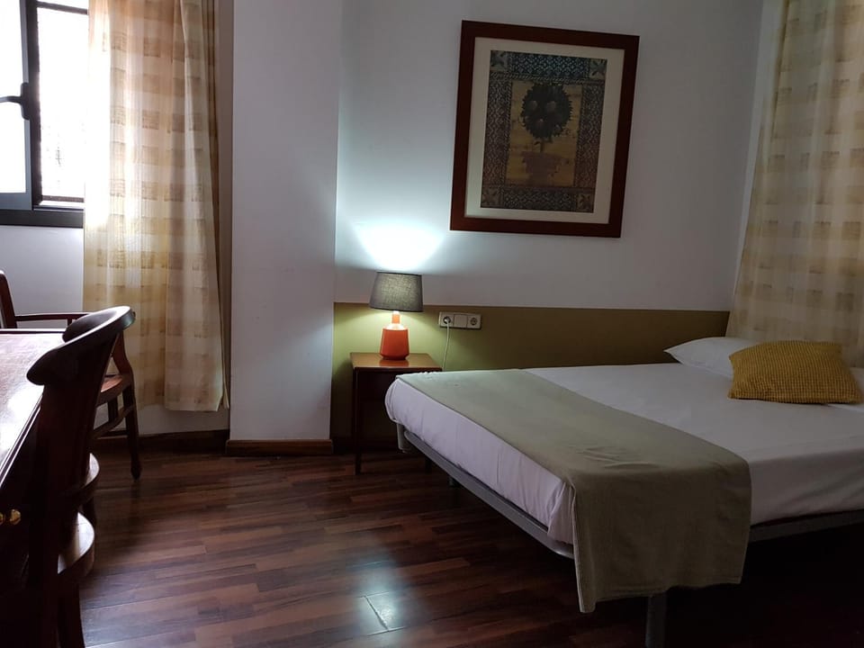 Hostal LK Barcelona Bed and Breakfast in Barcelona