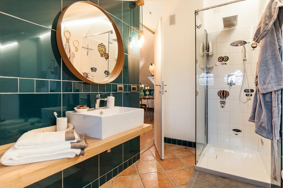 Shower, Bathroom