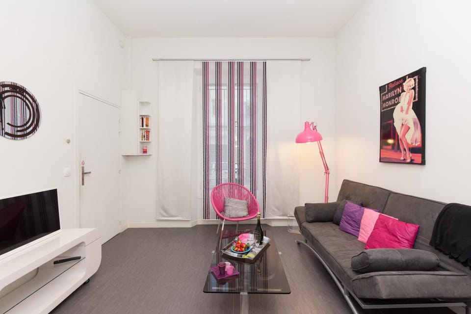 Marylin 2 pièces 3 étoiles, plein coeur de Cannes, 5mn Palais et plages Apartment in Cannes