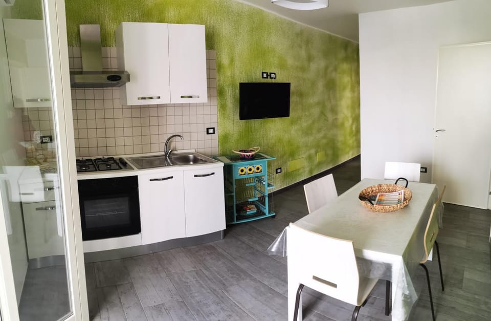 Sun Home Apartment in Apulia