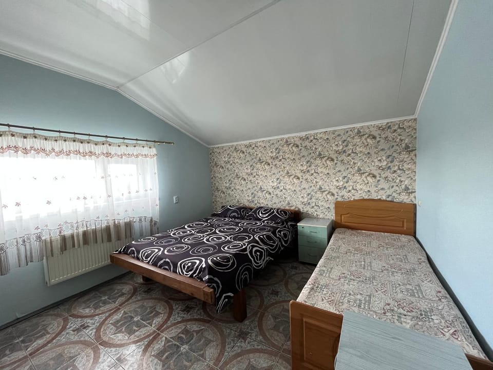 Bed, Photo of the whole room