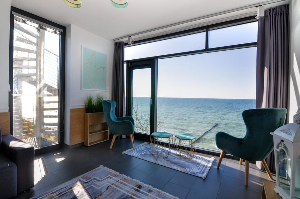 Living room, Sea view