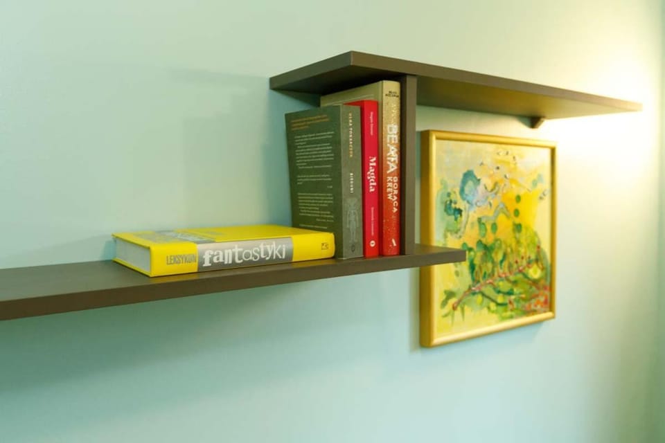 Library, Decorative detail