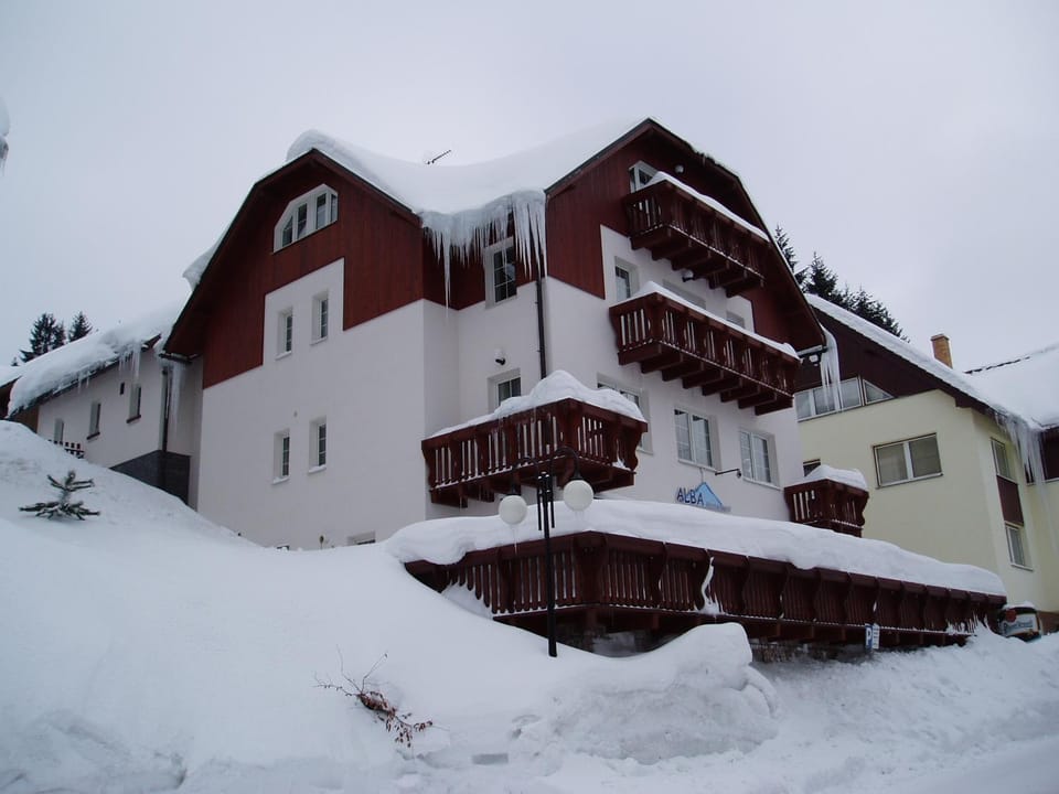 Facade/entrance, Winter