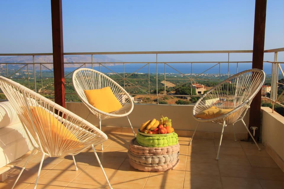 Day, Natural landscape, View (from property/room), Balcony/Terrace