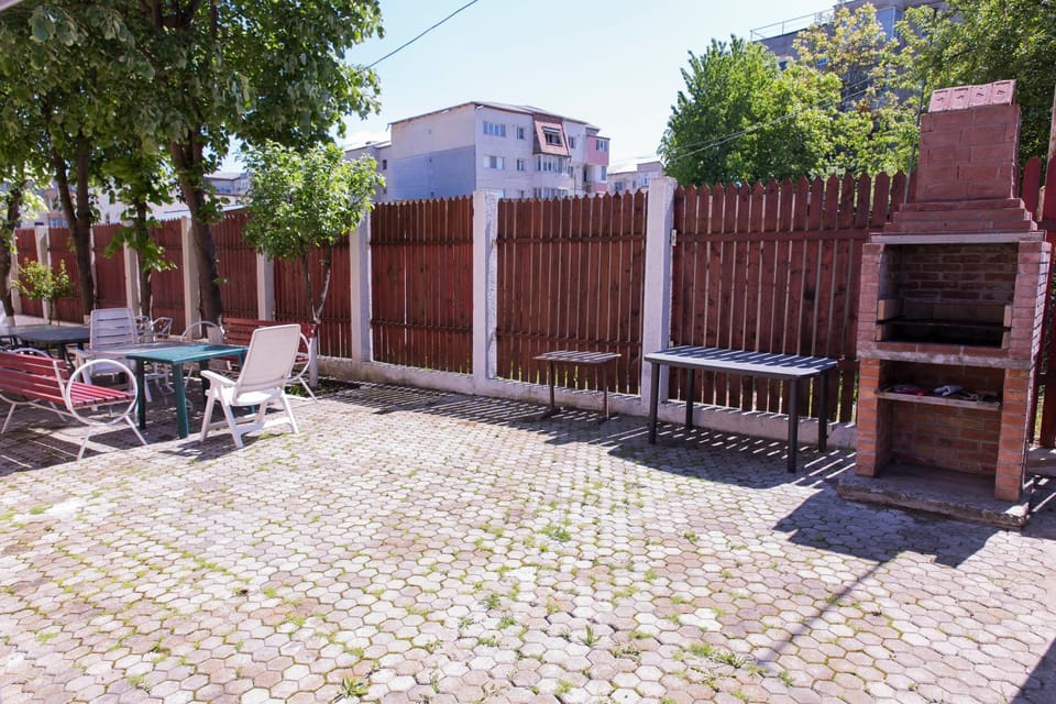 BBQ facilities, Balcony/Terrace