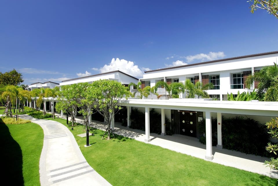 Property building, Garden