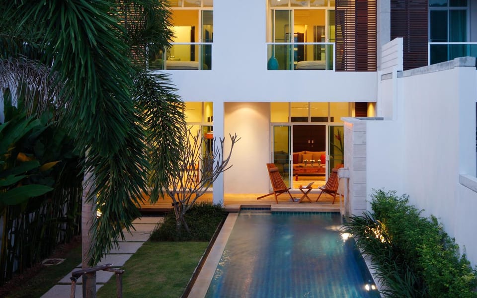 Swimming pool, Swimming pool