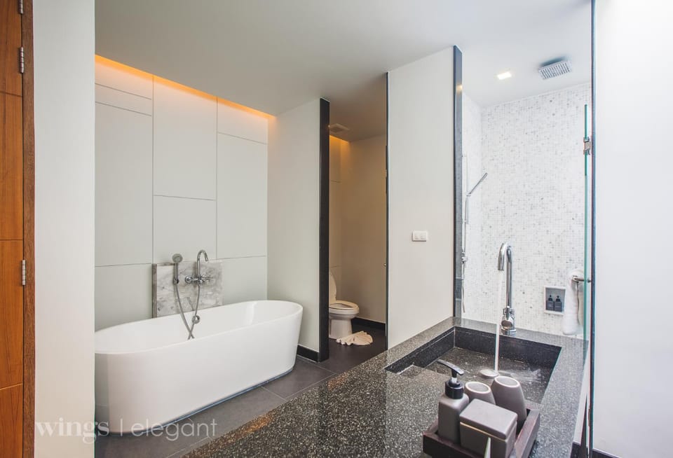 Bathroom, Bath