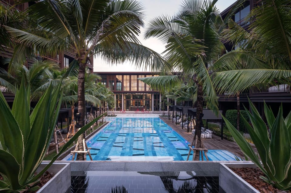 Swimming pool, Swimming pool