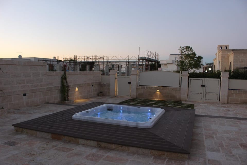 Hot Tub
