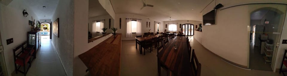 Dining area, Meals