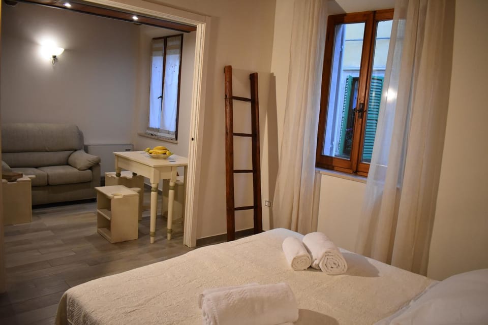 Bed, Living room, Photo of the whole room