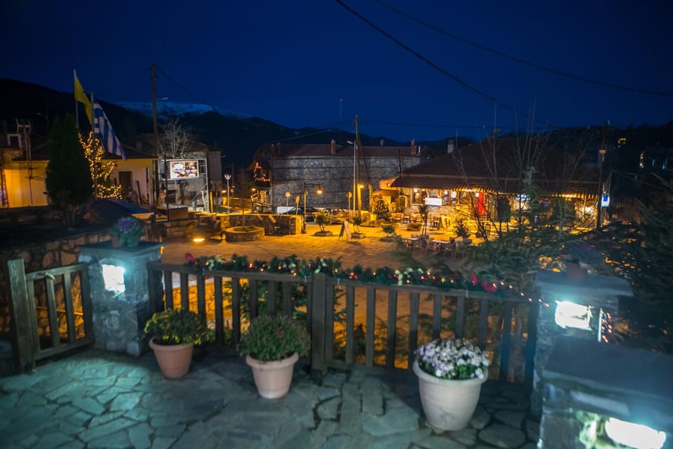 Night, Neighbourhood, City view, Location