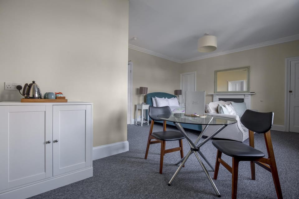 Number 17 Bath Bed and Breakfast in Bath