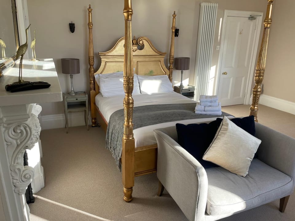 Number 17 Bath Bed and Breakfast in Bath