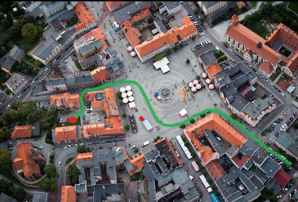 Property building, Restaurant/places to eat, Bird's eye view