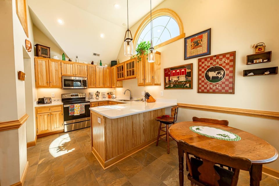 Doggone Perfect - Village at Nags Head, Soundfront, Golf Course View, Pool, Hot Tub, Pets OK, Flex Stays House in Nags Head