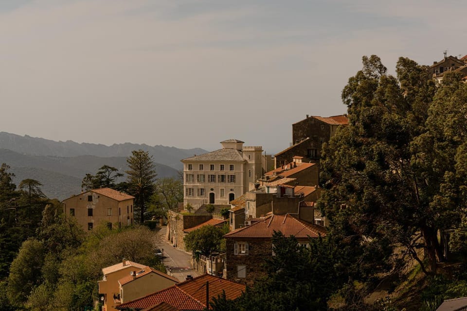Property building, Natural landscape, Mountain view