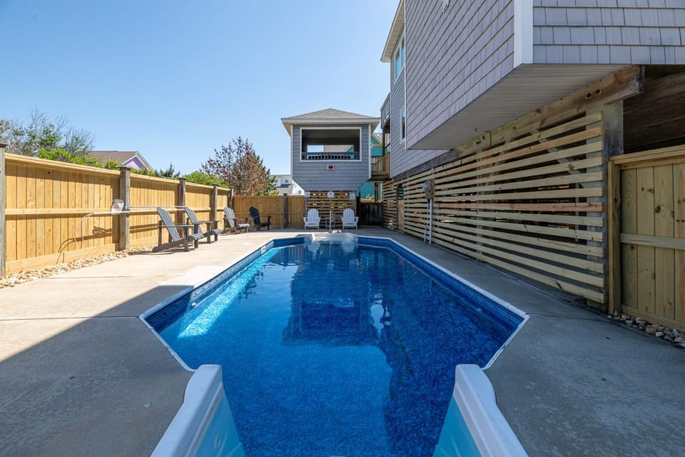 Shore Thing - Corolla, Ocean Sands, 60 Yards to Beach, Ocean View, Pool, Hot Tub, Pets OK House in Corolla