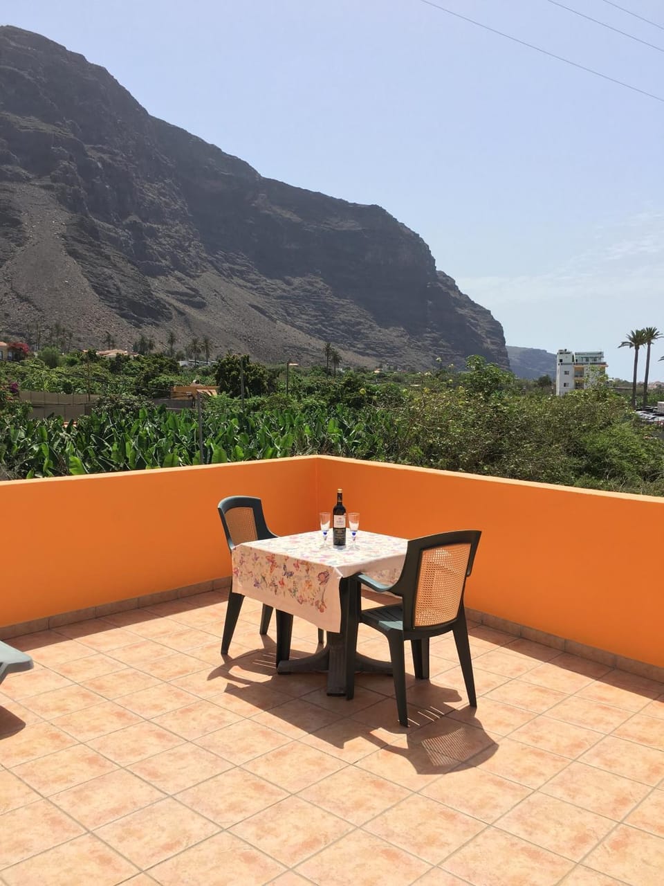 Mountain view, Sea view
