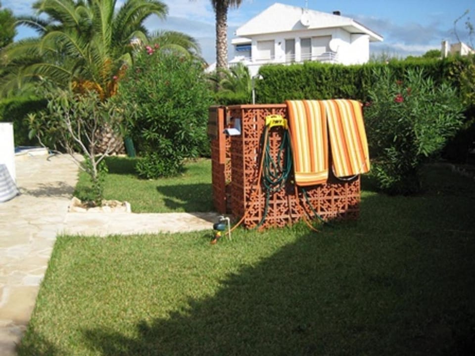 Shower, Garden