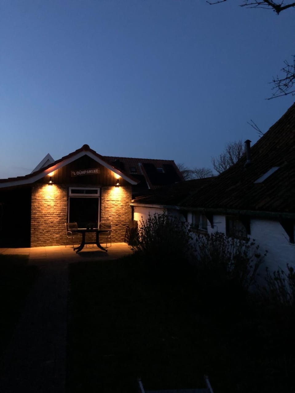 T Dûnpantke House in Friesland, Netherlands