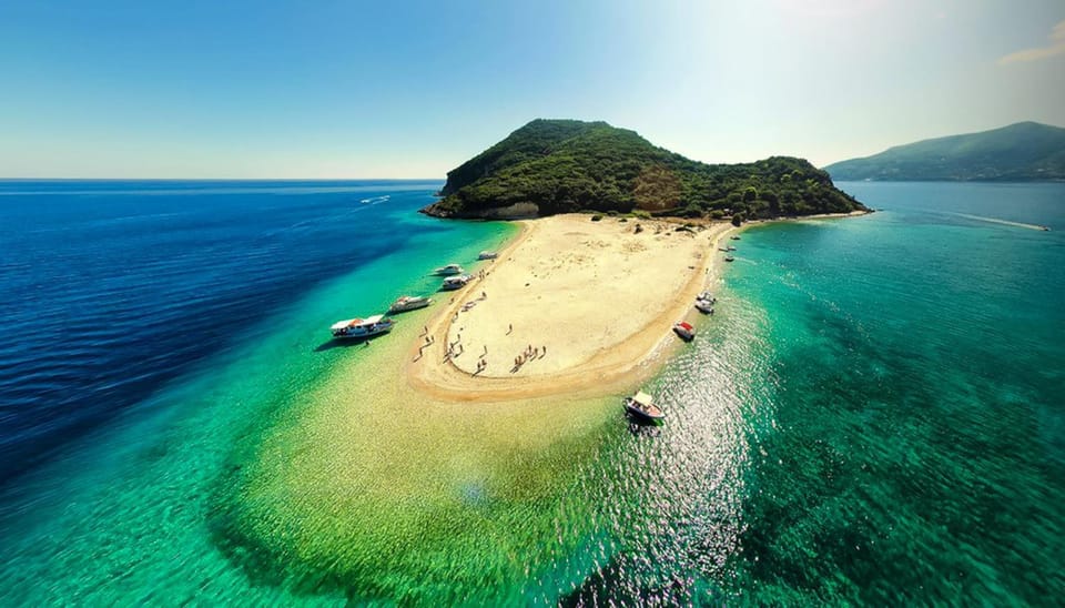 Nearby landmark, Off site, Day, Neighbourhood, Natural landscape, Activities, Summer, Snorkeling, Beach, Beach, Canoeing, Diving, Animals, On site, Sea view