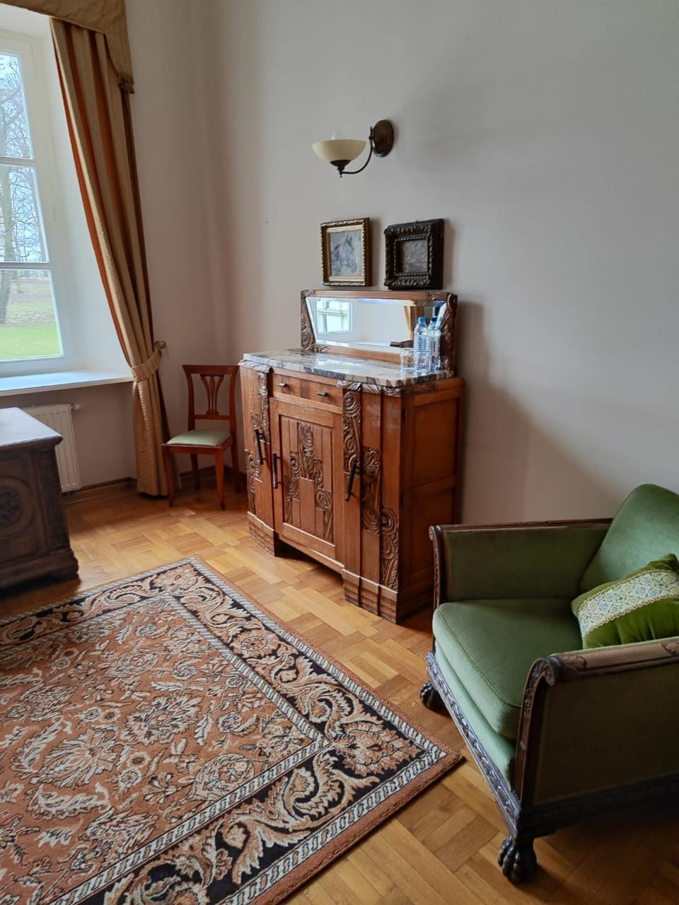 Pałac Chojnata Apartment hotel in Poland
