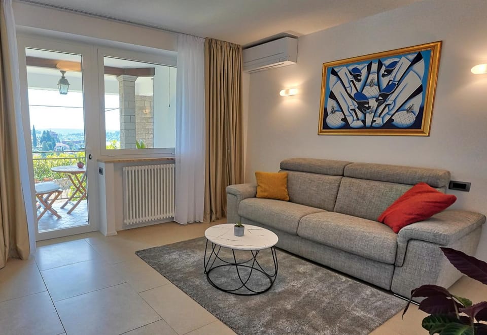 Living room, air conditioner