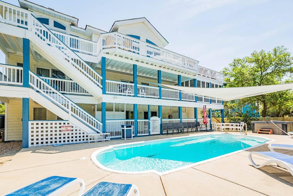 Shell Yeah! - Corolla, Whalehead, Beach 380 Yds, Elevator, Pool, Hot Tub, Pool Table House in Corolla