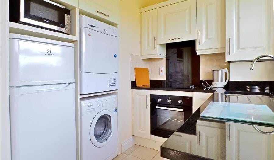 Quilty Holiday Cottages - Type A House in County Clare