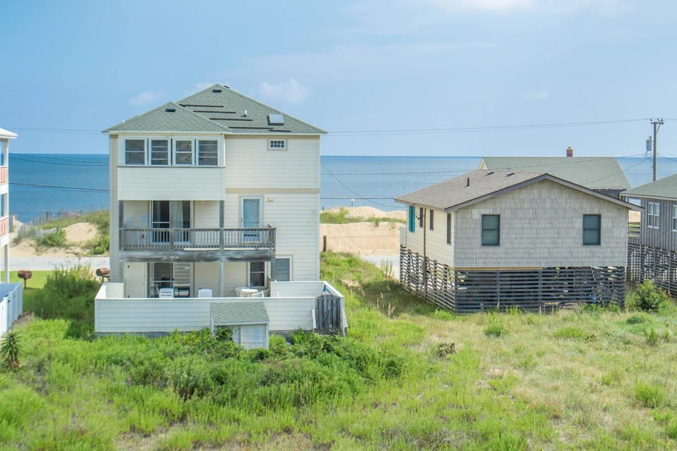 Carolina Kai II - Kitty Hawk MP 3, 228 Yards to Beach, Ocean View, Pool, Hot Tub House in Kitty Hawk