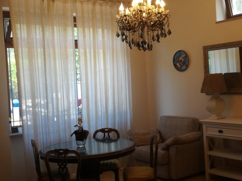 Internal: Not applicable to any particular room