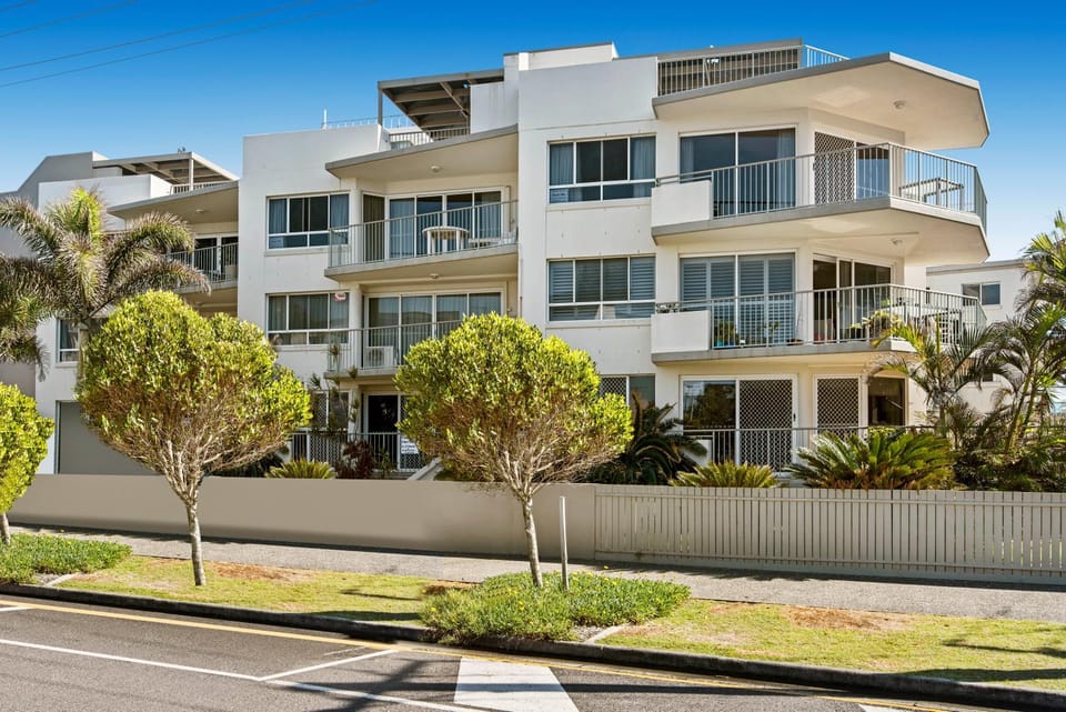 Property building, Street view