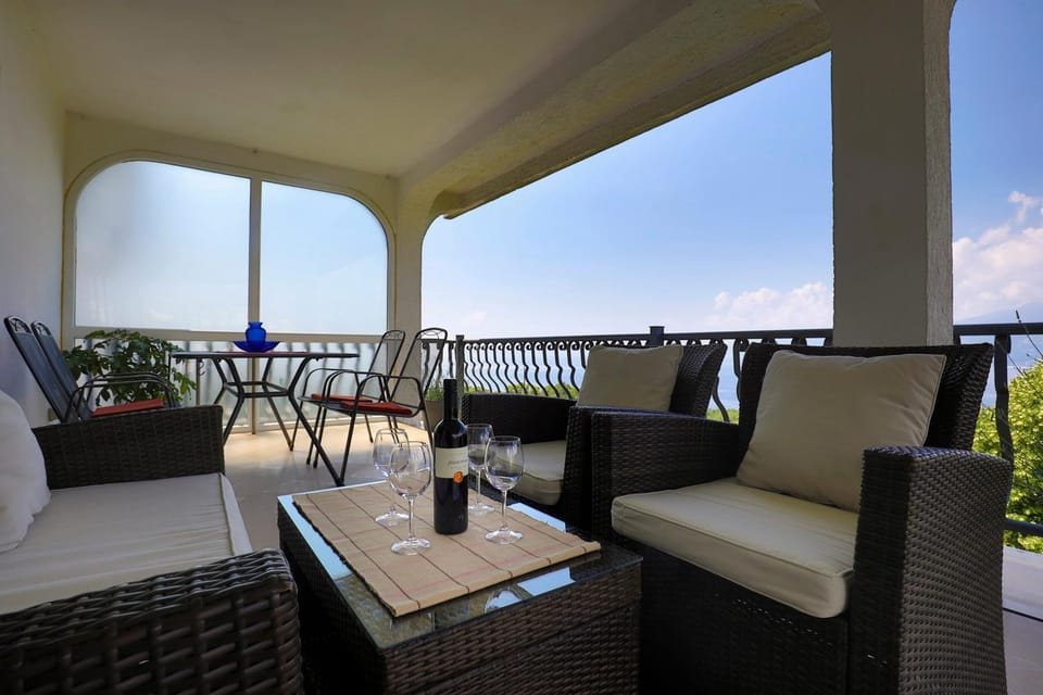 Balcony/Terrace, Sea view, Drinks, Sunrise, Sunset