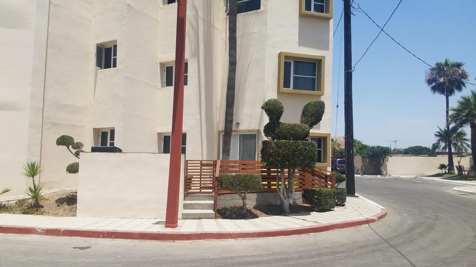 villa serena 4 Beds, 2 Bath Apartment in Rosarito