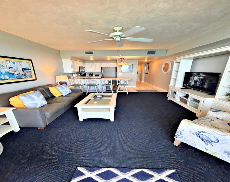 Wyndham Ocean Walk Resort Daytona Beach 1605 - 16th Floor 1 BR Resort Condo Direct Oceanfront Apartment in Florida