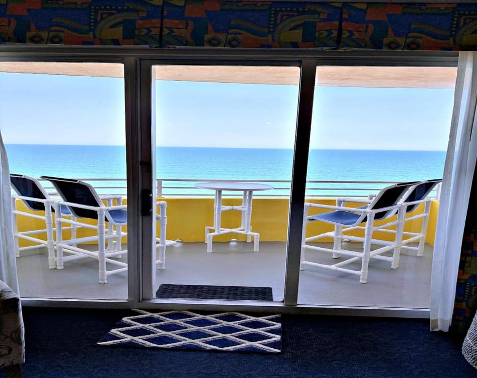 Wyndham Ocean Walk Resort Daytona Beach 1605 - 16th Floor 1 BR Resort Condo Direct Oceanfront Apartment in Florida
