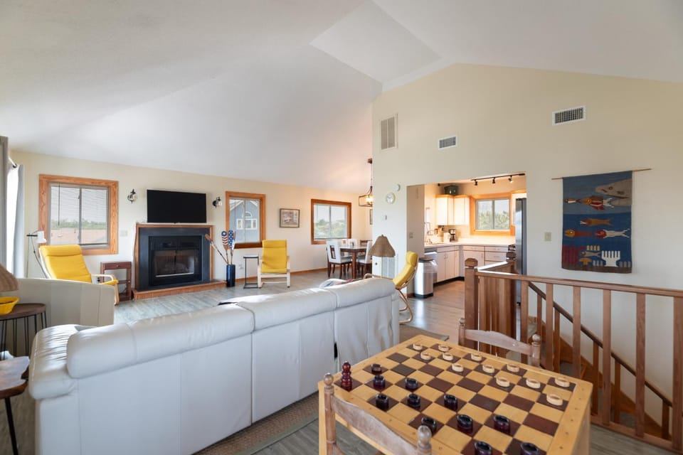 Knottaway - Duck, Sound Sea Village, Ocean View, 125 Yds to Beach, Pets OK, Flex Stays House in Duck