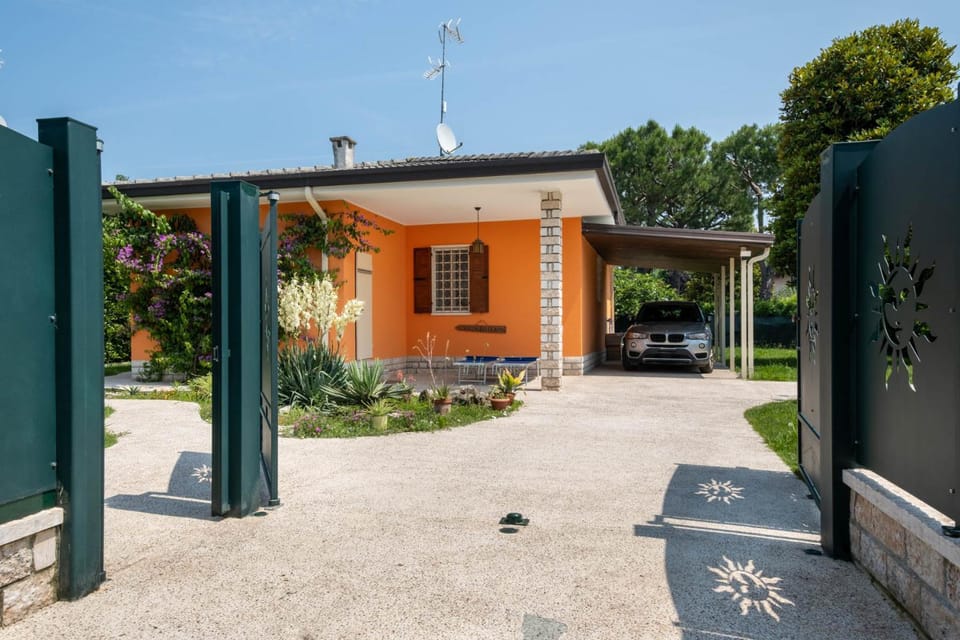 Property building, Parking