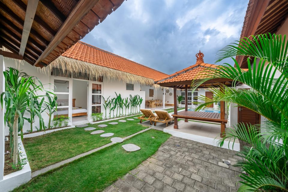 Property building, Garden