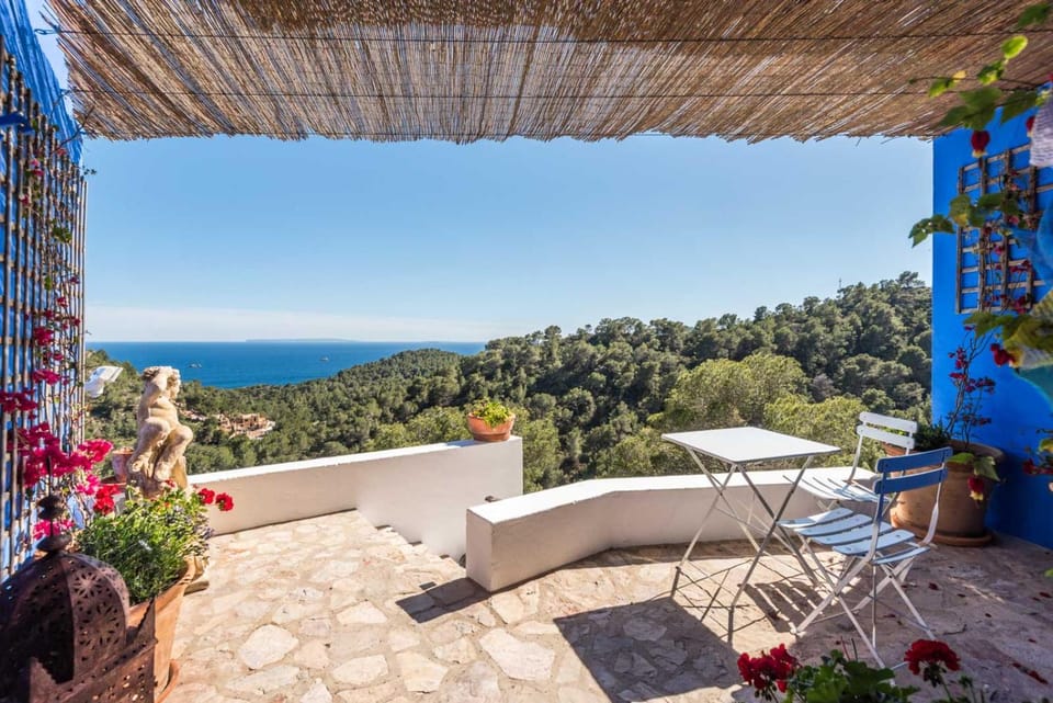 Patio, Garden view, Mountain view, Sea view