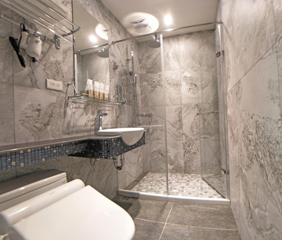 Toilet, Bathroom